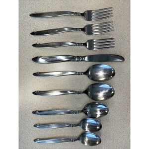9 Piece Set ONEIDACRAFT PREMIER STAINLESS SHORELINE 3 Forks, 1 Knife & 5 Spoons.